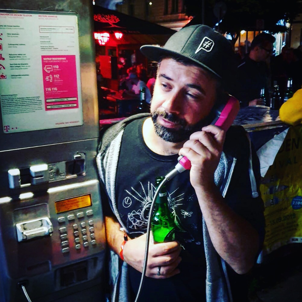 Brrrrrrrring* Die Geschichte geht weiter..